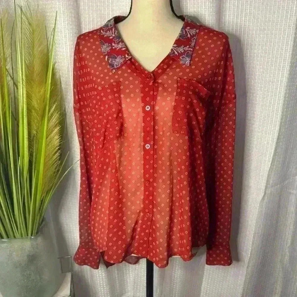 Free People Women’s M Red Button-Up Sheer Chiffon Roll Tab/Long Sleeve Tunic - Picture 1 of 15